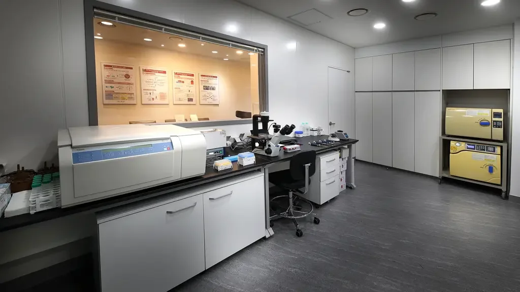 Yujin Plastic Surgery & Dermatology & Stem Cell Research Center — official clinic photograph 4