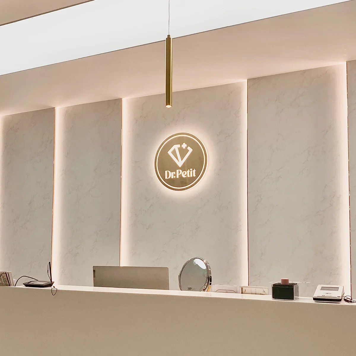 Doctorpetit Clinic Hongdae