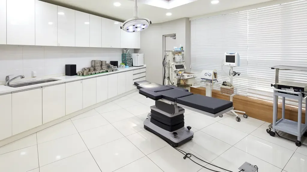 Faceline Plastic Surgery — clinic spaces