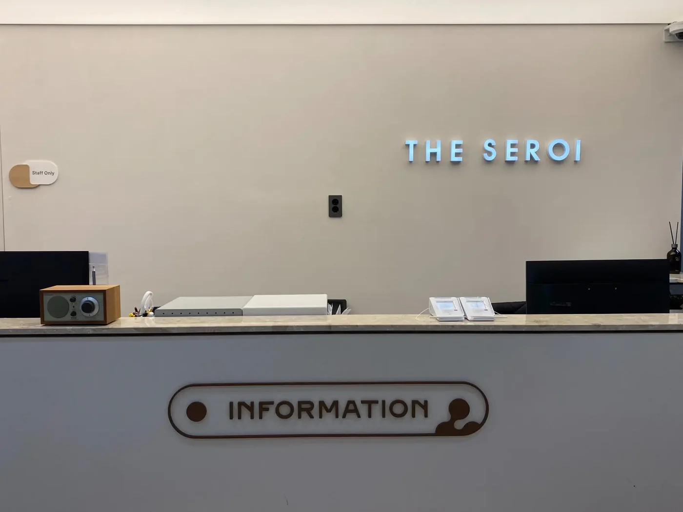 THE SEROI PLASTIC SURGERY